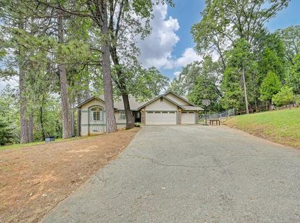 6584 Green Leaf Ln, Foresthill, CA 95631 Photo