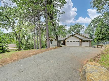 6584 Green Leaf Ln, Foresthill, CA 95631 Photo