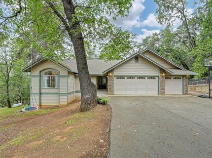 6584 Green Leaf Ln, Foresthill, CA 95631 Photo