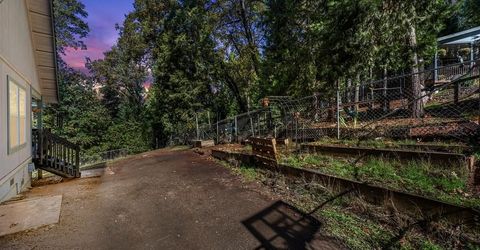 6584 Green Leaf Ln, Foresthill, CA 95631 Photo