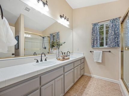 6584 Green Leaf Ln, Foresthill, CA 95631 Photo
