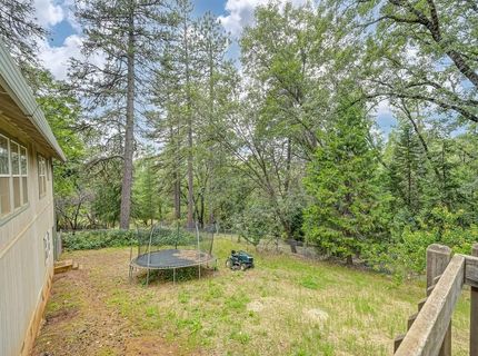 6584 Green Leaf Ln, Foresthill, CA 95631 Photo