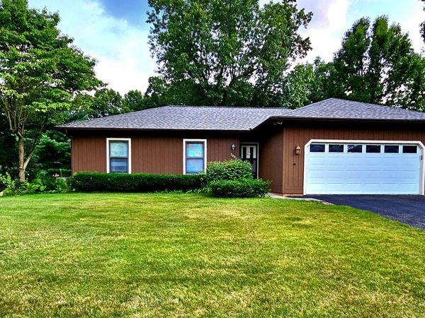 300 Hidden Forest Lane, Battle Creek, MI 49014