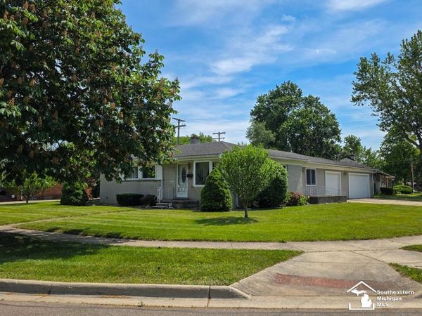 419 Richards Drive, Monroe, MI 48162
