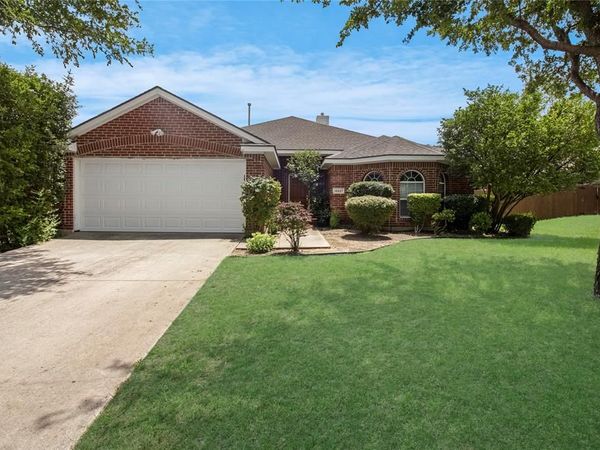 15827 Appaloosa Drive , Frisco, TX 75035