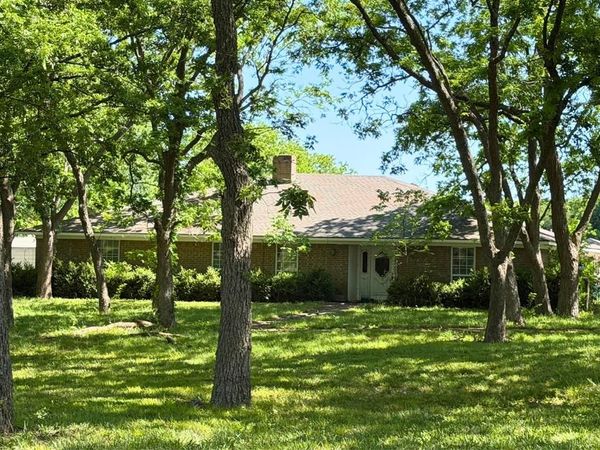 10180 County Road 437 , Princeton, TX 75407