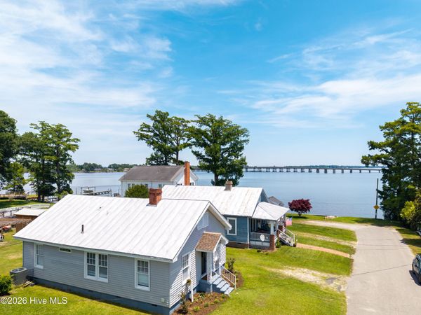 205 E Grubb Street , Hertford, NC 27944