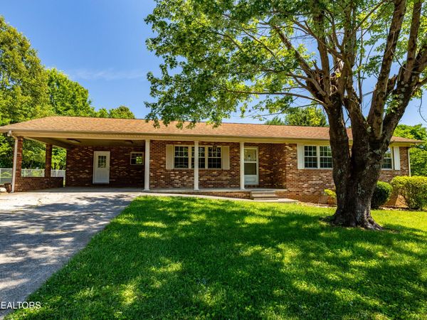 2828 Shady Lane, Maryville, TN 37803