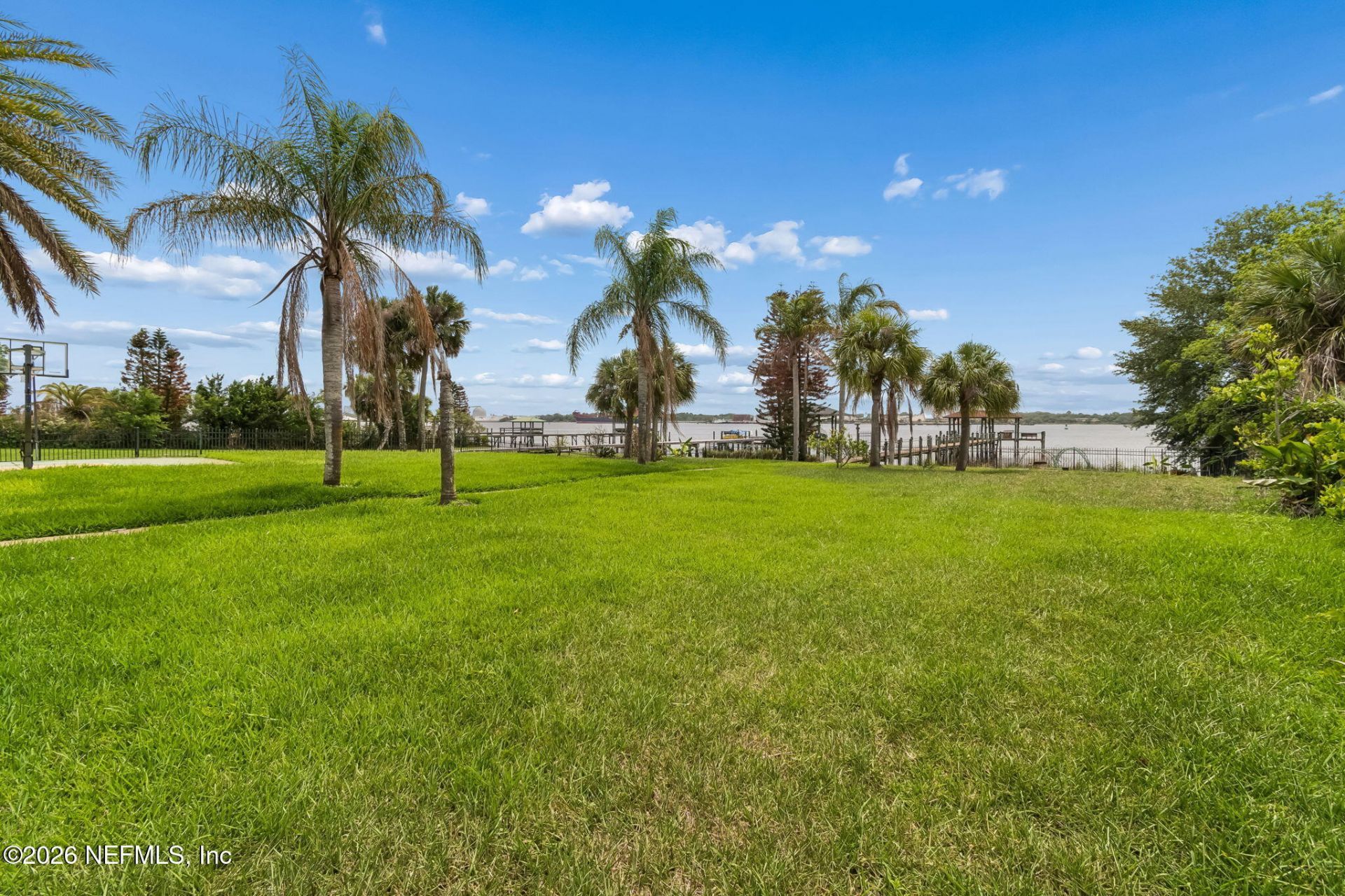 4728 University Boulevard N, Jacksonville, FL 32277 Photo