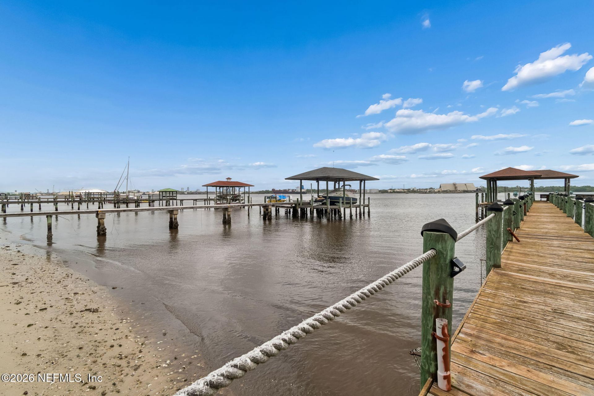 4728 University Boulevard N, Jacksonville, FL 32277 Photo