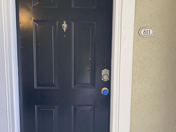 8290 GATE Parkway, Unit 611, Jacksonville, FL 32216