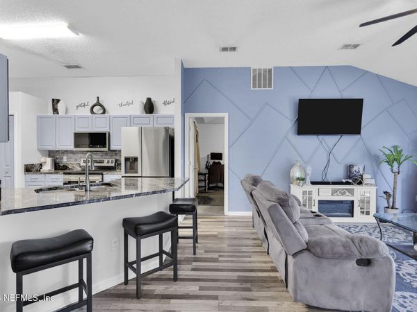 8267 STELLING Drive, Jacksonville, FL 32244