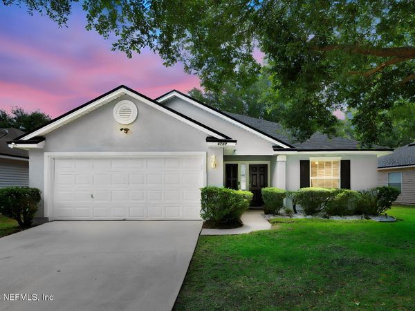 8267 STELLING Drive, Jacksonville, FL 32244