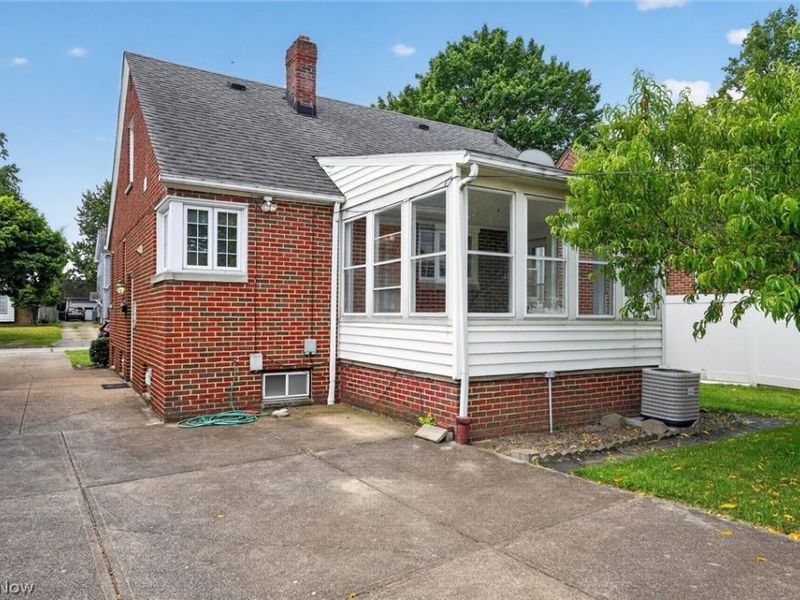 8020 Whitehaven Drive, Parma, OH 44129 Photo 45