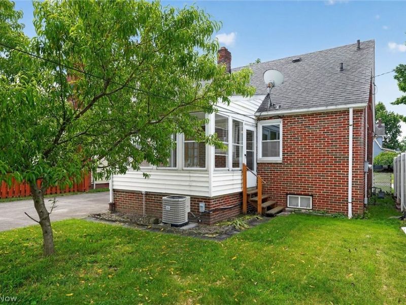 8020 Whitehaven Drive, Parma, OH 44129 Photo 46