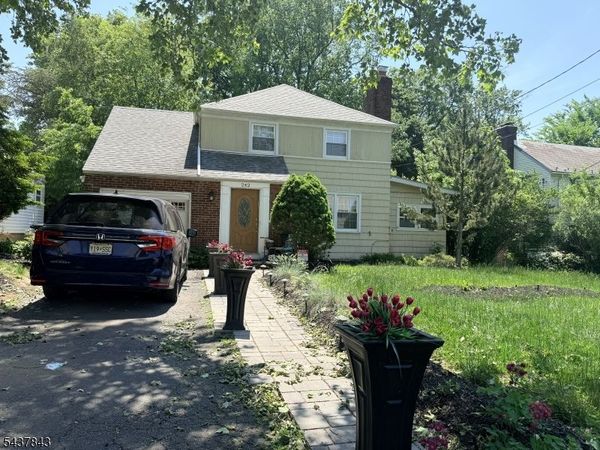 242 Bradford Rd, Hillside, NJ 07205