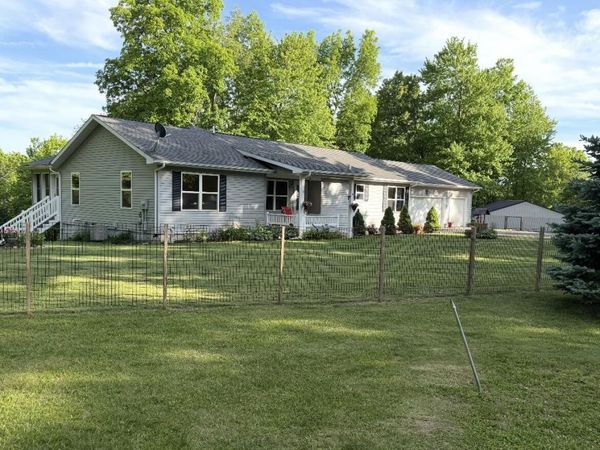 6670 Tower Lake Road NE, Belding, MI 48809
