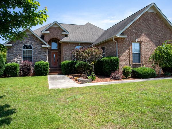 37 Pond Field Ct , Winchester, TN 37398