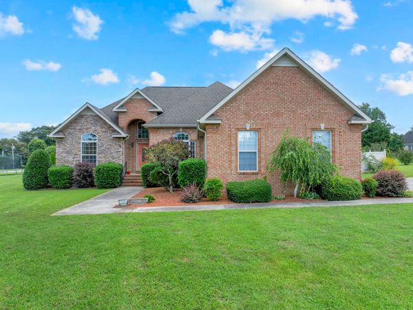 37 Pond Field Ct, Winchester, TN 37398