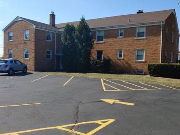 8030 Central , Center Line, MI 48015