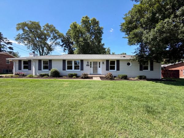 115 Paxton Dr , Hendersonville, TN 37075