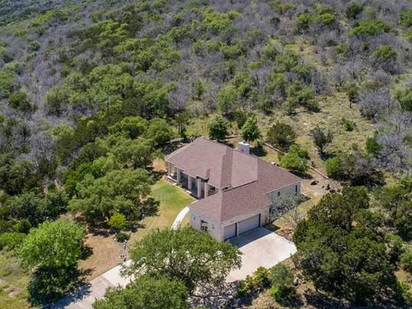 330 Juniper TRL, Kingsland, TX 78639