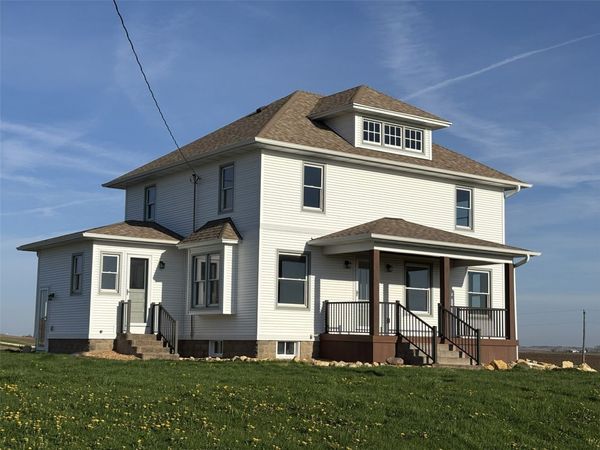 2178 142 Street , Lowden, IA 52255