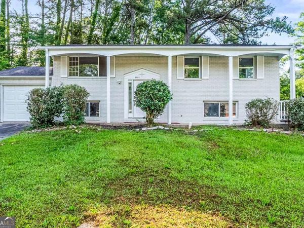 5954 Baywood Lane, Riverdale, GA 30296