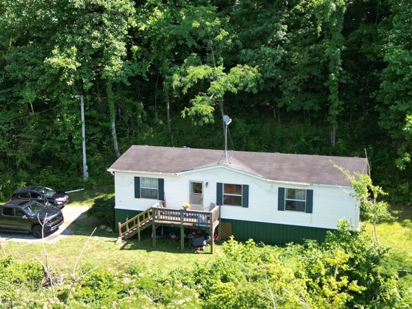 242 Lynch Ln , Gainesboro, TN 38562
