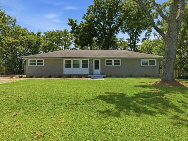 101 Circle Dr , Smyrna, TN 37167