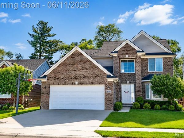 9292 Liberty Court, Livonia, MI 48150
