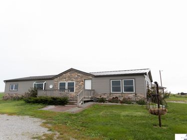4352 McKelvie Road, Utica, NE 68456