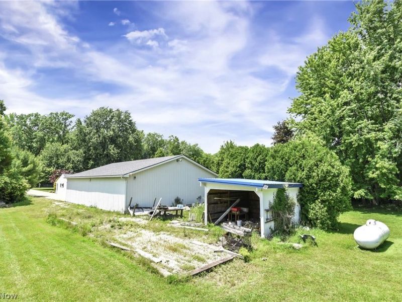 301 Crosse Road, Amherst, OH 44001 Photo 11
