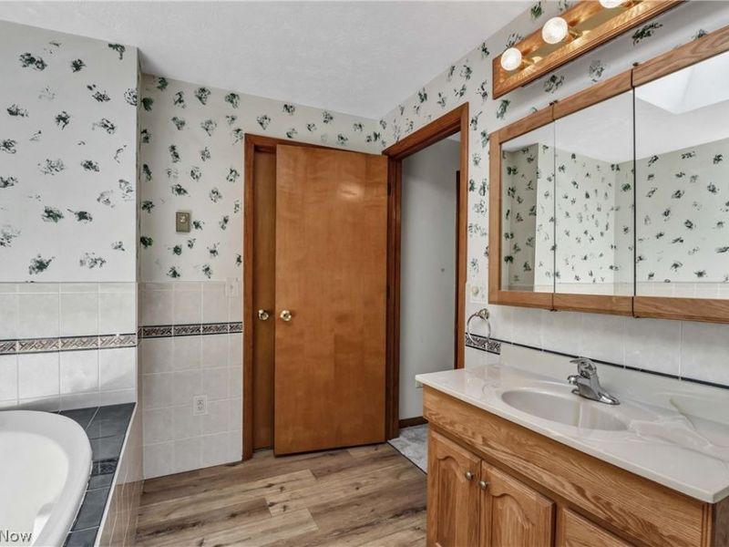 301 Crosse Road, Amherst, OH 44001 Photo 30