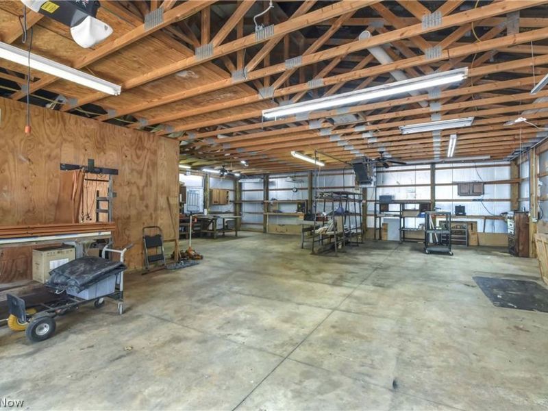 301 Crosse Road, Amherst, OH 44001 Photo 39