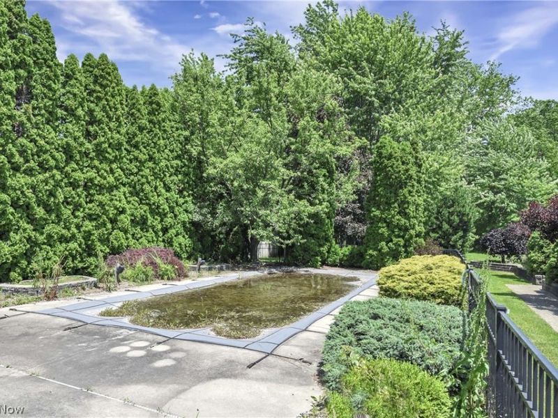301 Crosse Road, Amherst, OH 44001 Photo 8