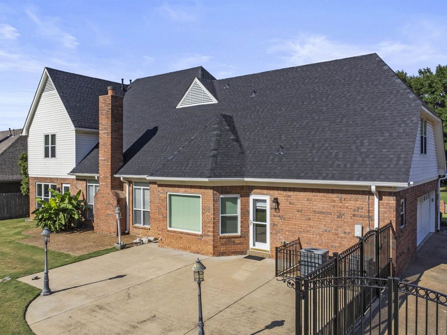Property Image 32