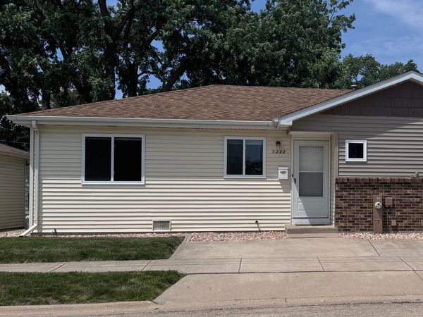 1353 Lakeview Avenue , Rockdale, IL 60436