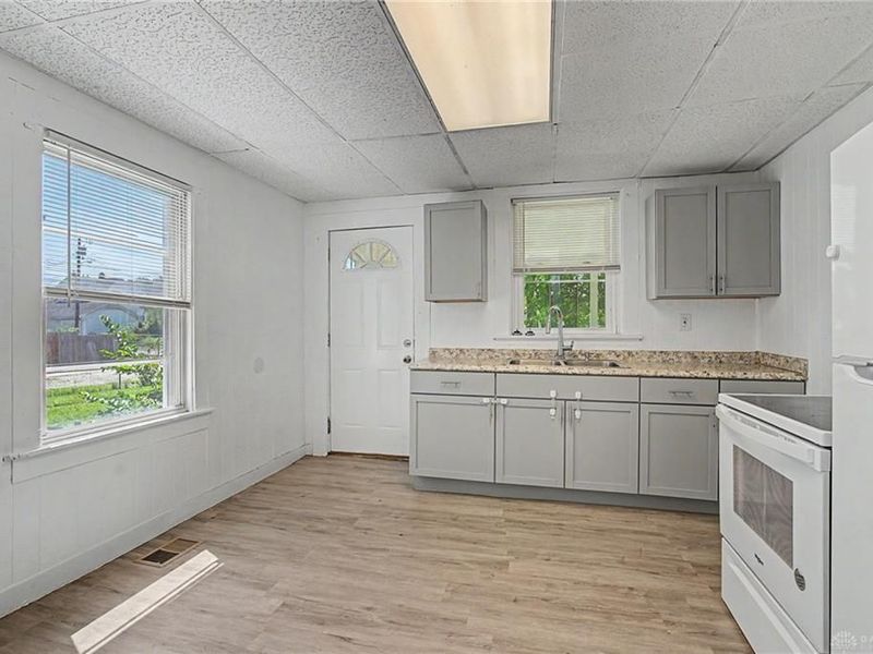 2022 Leo Street, Dayton, OH 45404 Photo 9