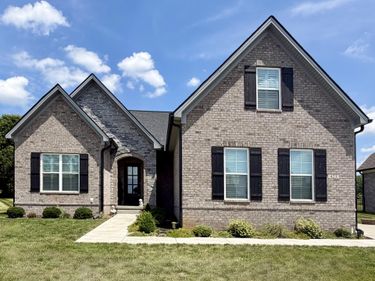 423 Houston Oaks Drive, Paris, KY 40361