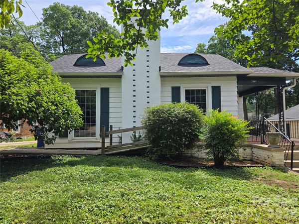 2805 Bon Air Avenue , Winston Salem, NC 27105