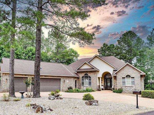 1 Vereda Lane, Hot Springs Village, AR 71909