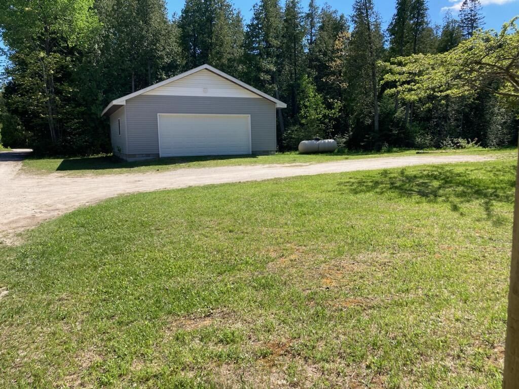 37184 S Hazelwood Ln, De Tour Village, MI 49725 Main Photo