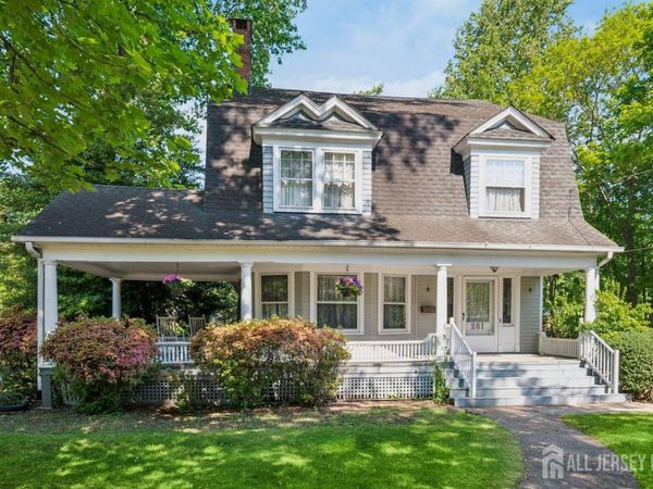 261 Beechwood Avenue, Middlesex, NJ 08846