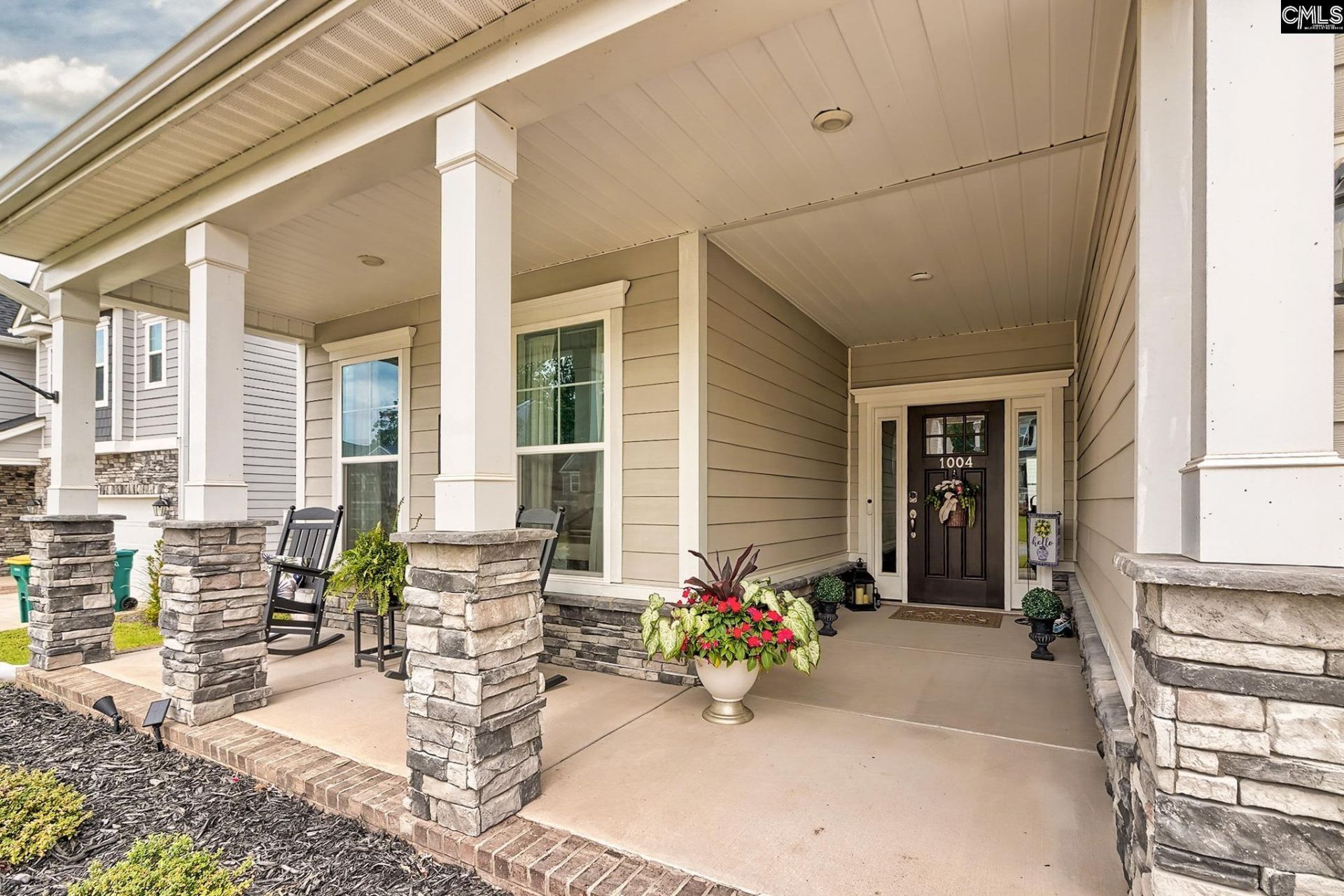 1004 Marsh Grass End Photo 4
