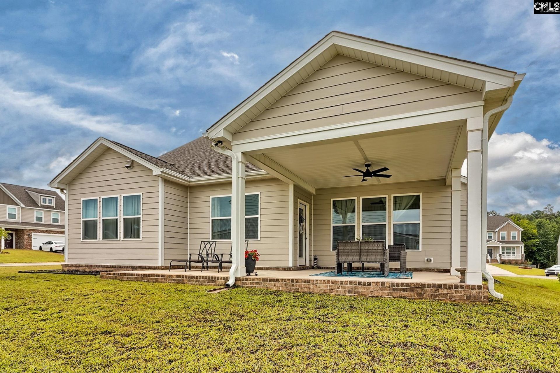 1004 Marsh Grass End Photo 8