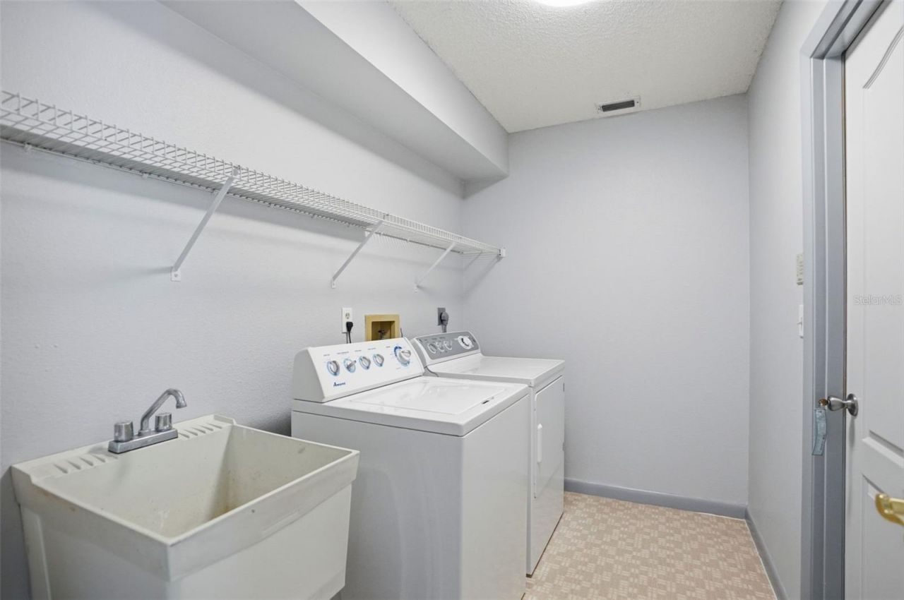18451 Winding Oaks Boulevard , Hudson, FL 34667 Photo