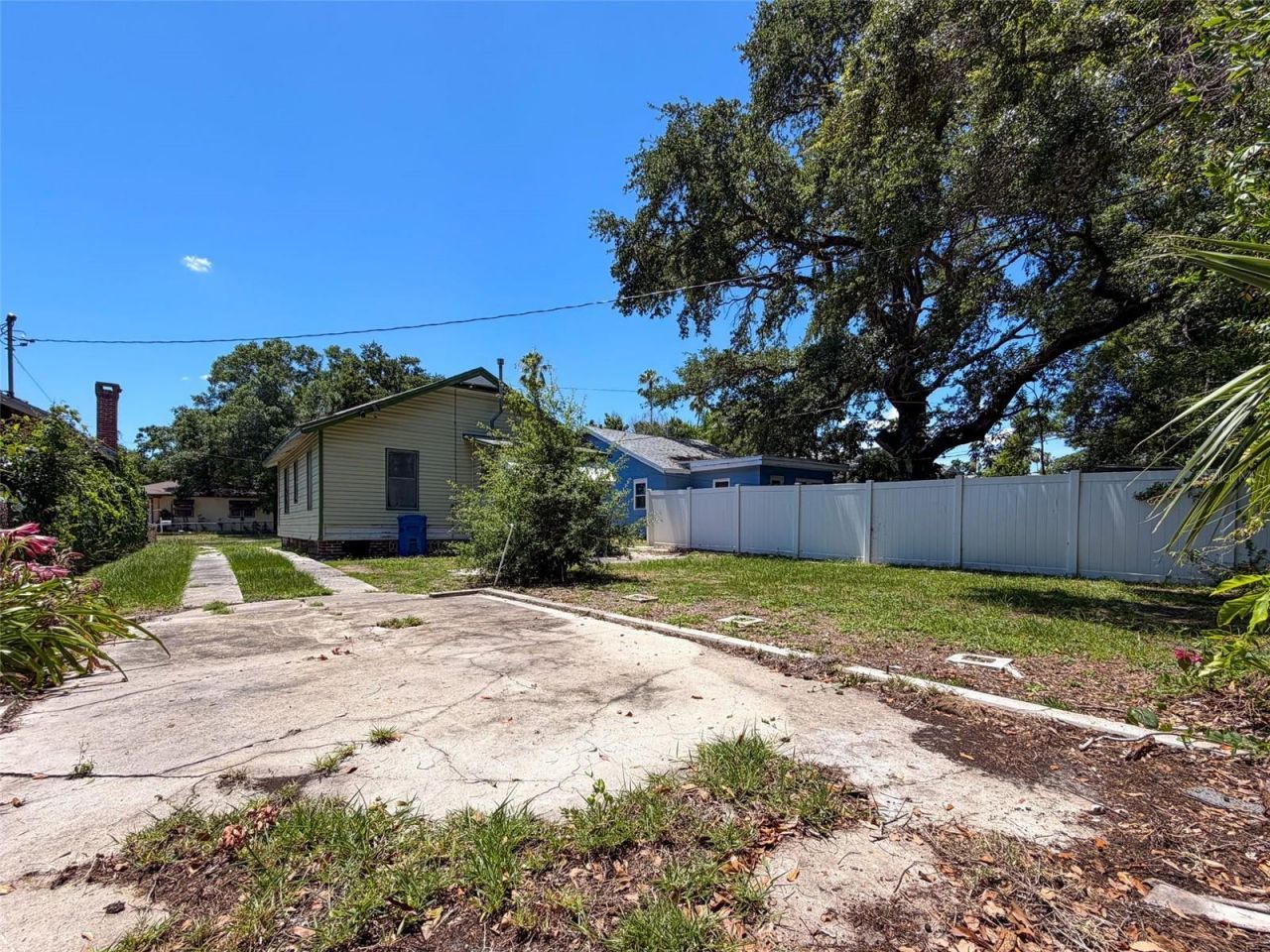 2436 10th Street S, Saint Petersburg, FL 33705 Photo