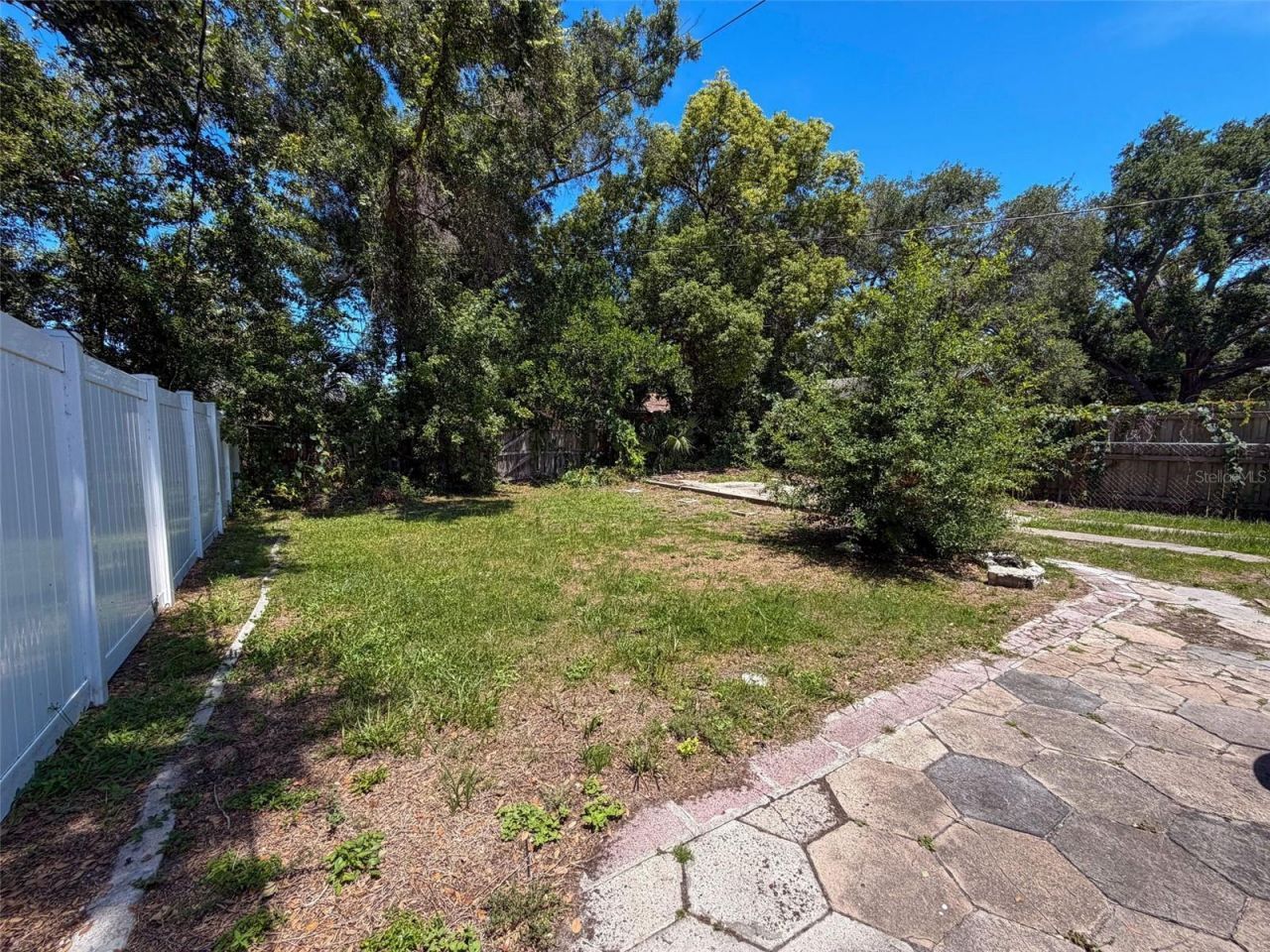 2436 10th Street S, Saint Petersburg, FL 33705 Photo
