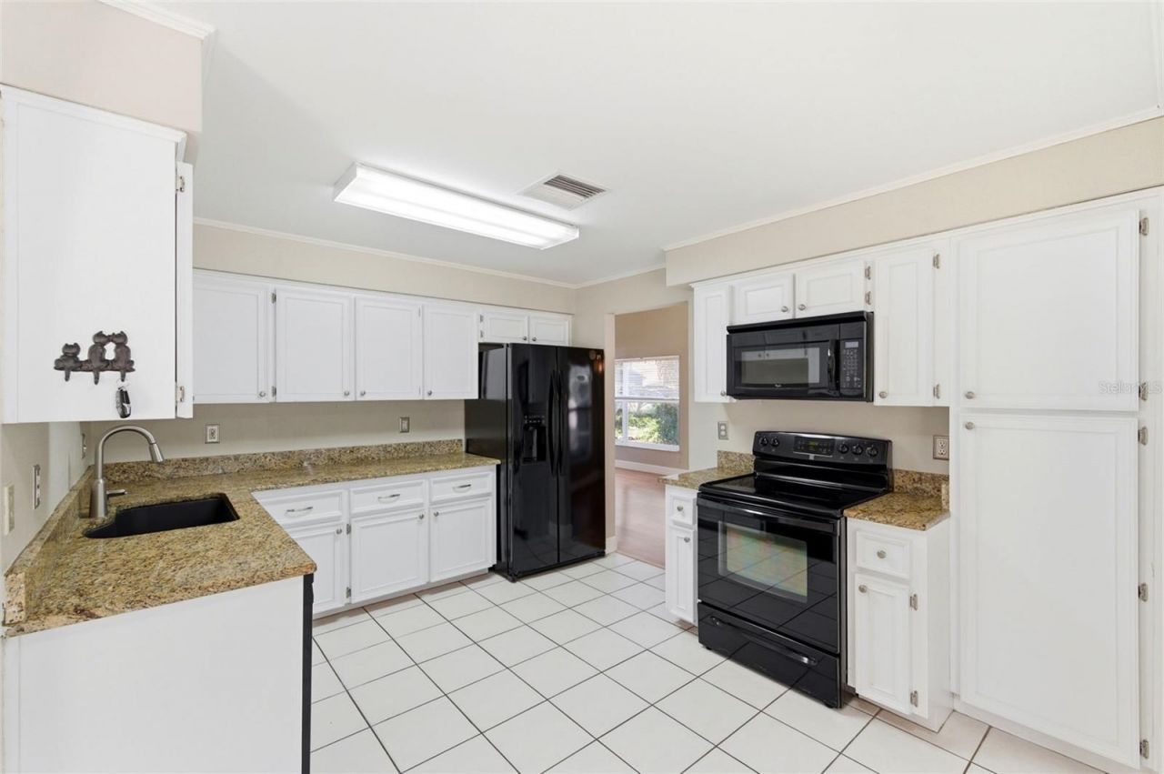 11213 Clayridge Drive, Tampa, FL 33635 Photo